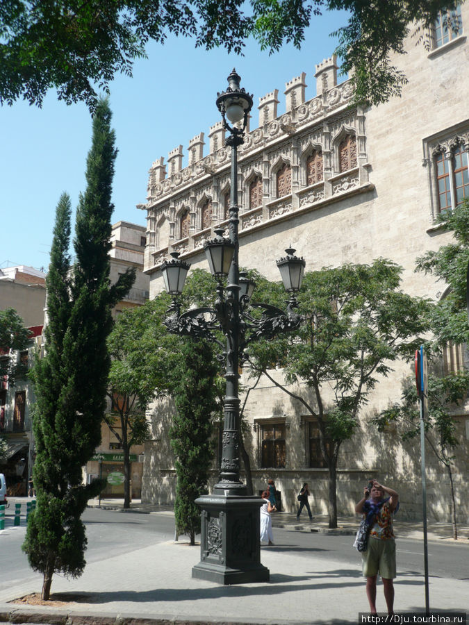 Дворец Правительства -Паласио де ла Женералидад. Валенсия, Испания