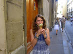 Мороженое немного примирило меня с Флоренцией, оно там фантастическое!