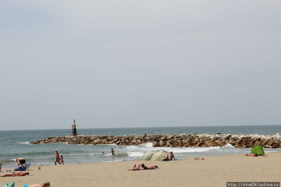 Порт и пляж  Cabopino Калаонда, Испания