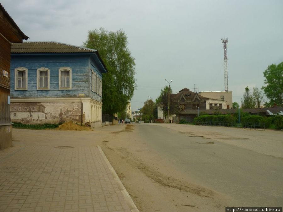 Попытка снять улицу Ленина (бывшую Успенскую) с того же ракурса, что и на картине с фотографии Боровск, Россия