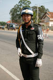 Полисмен, National highway no.1, вблизи Пномпеня.