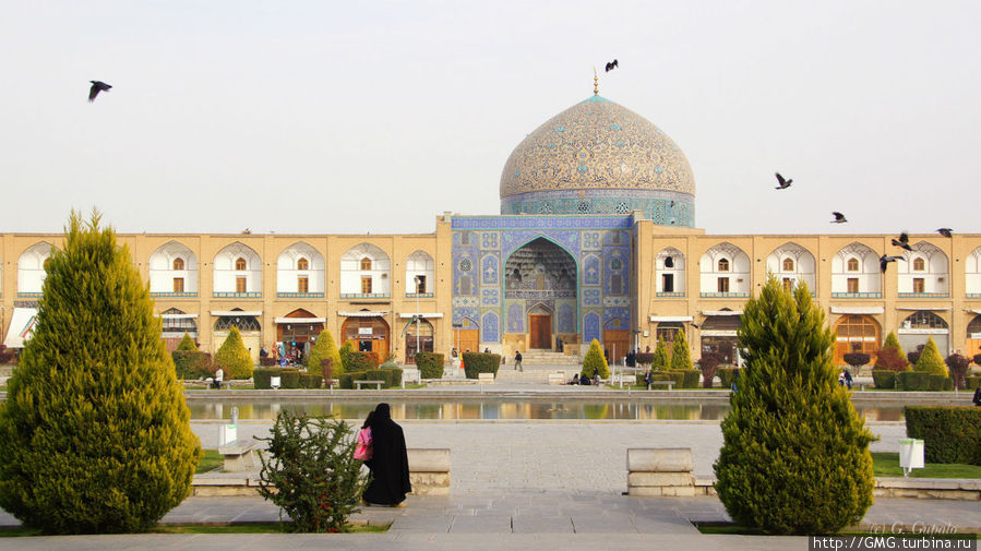 Снова любимая женская мечеть. Исфахан, Иран