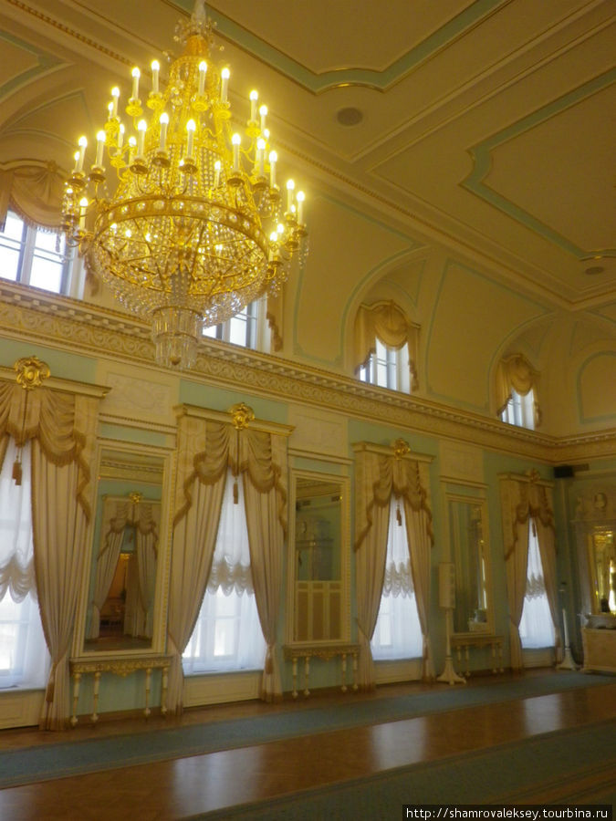 Парадные залы Константиновского дворца Стрельна, Россия