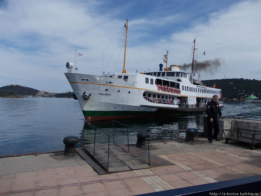 пассажирские суда Стамбул (пристань Кабаташ) — Адалар Остров Бургаз, Турция
