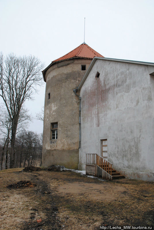 Донжон замка в Алсунге Вентспилс, Латвия