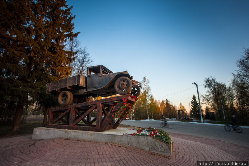 Памятник полуторке. Всеволожск, Россия
