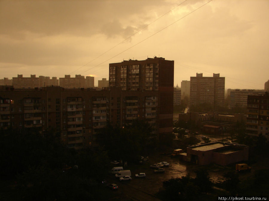Закат после дождя Киев, Украина