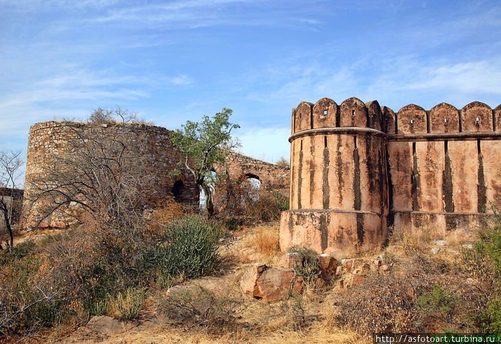 Сказки Индии: легендарный форт Джайгарх = форт Победы Штат Раджастан, Индия