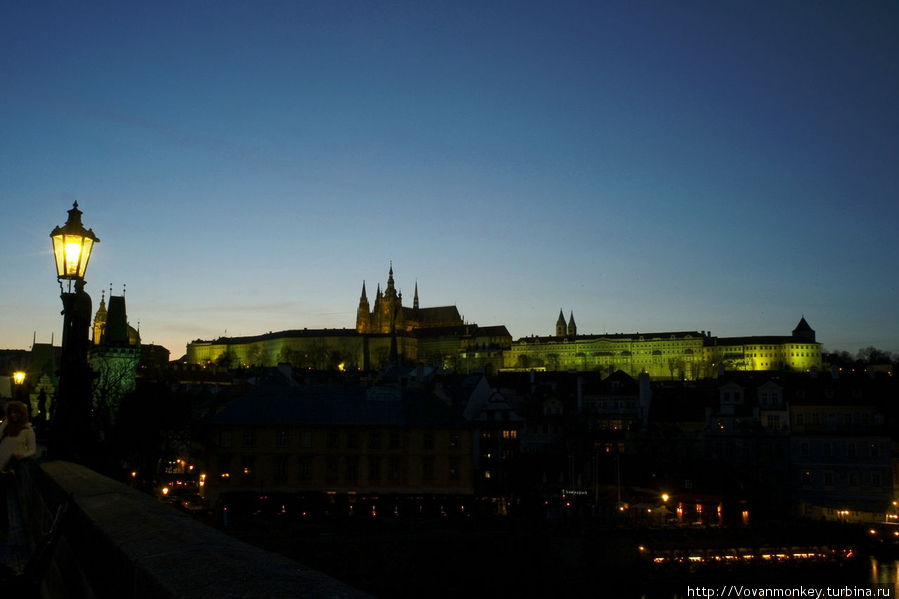 К этим фото мало можно добавить. Виды с Карлова моста на Пражский град. Прага, Чехия