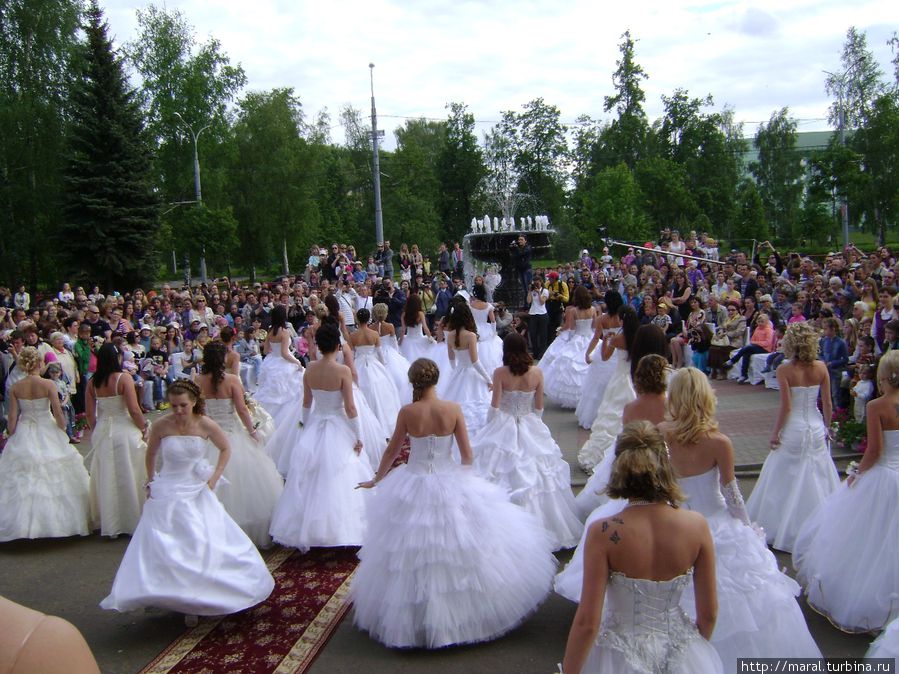 Танец невест