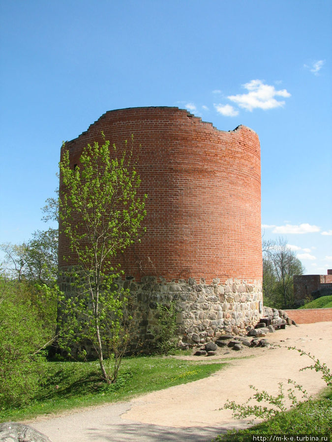 Надвратная башня Сигулда, Латвия