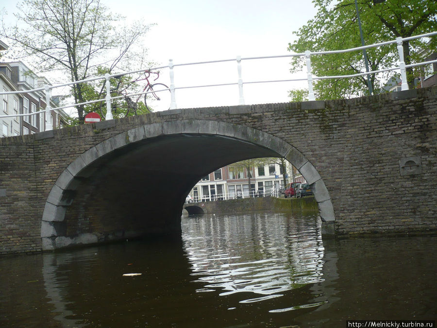 Прогулка по каналам Делфта Делфт, Нидерланды