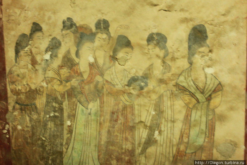 Рисунки на стенах гробницы Юн Тай Сиань, Китай