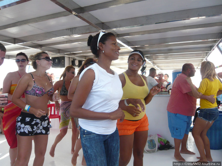 Танцы, танцы остров Саона и дель-Эсте Национальный Парк, Доминиканская Республика