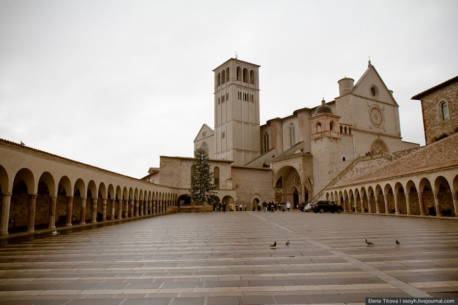 Город святого Франциска Ассизи, Италия