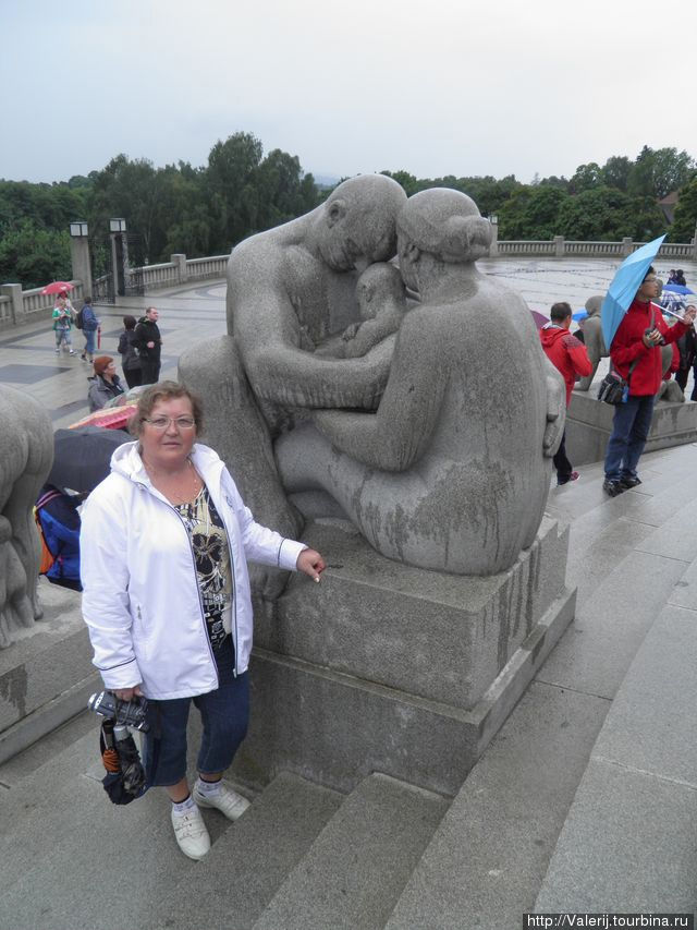 Фигуры - нет, - души человеческие, в парке Вигеланда. Осло, Норвегия