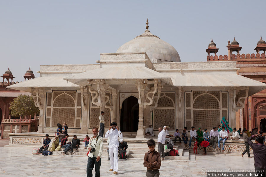 Мавзолей Салима Чисти Джайпур, Индия