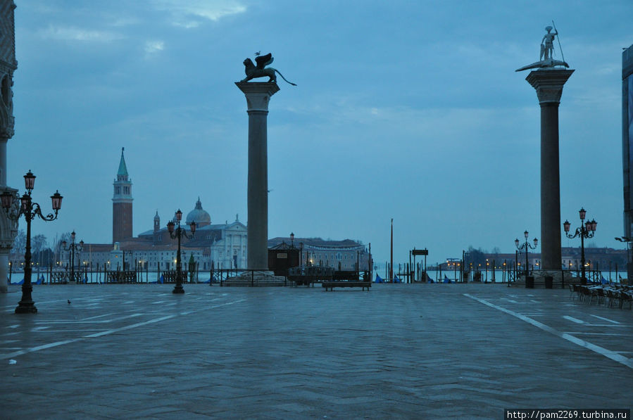 Синее утро в Венеции Венеция, Италия