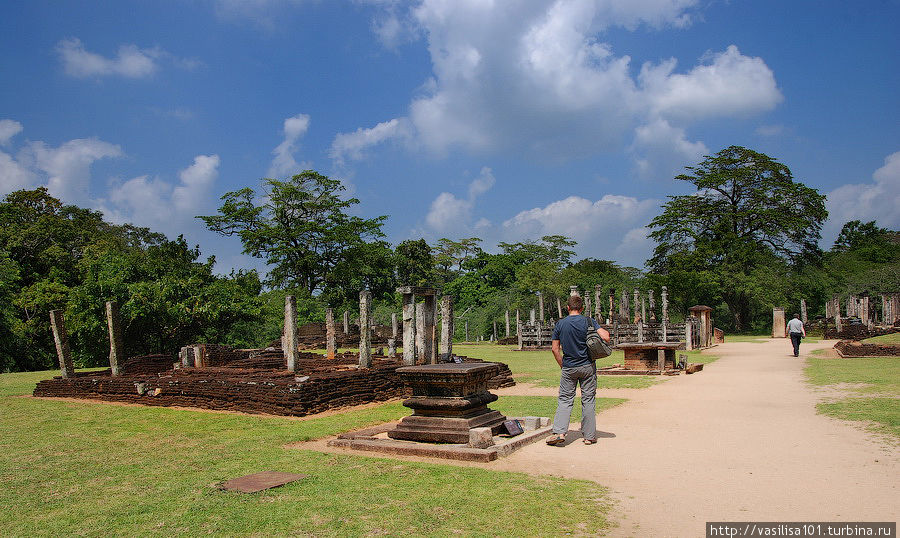 Полоннарува - остатки былого величия древней столицы Полоннарува, Шри-Ланка