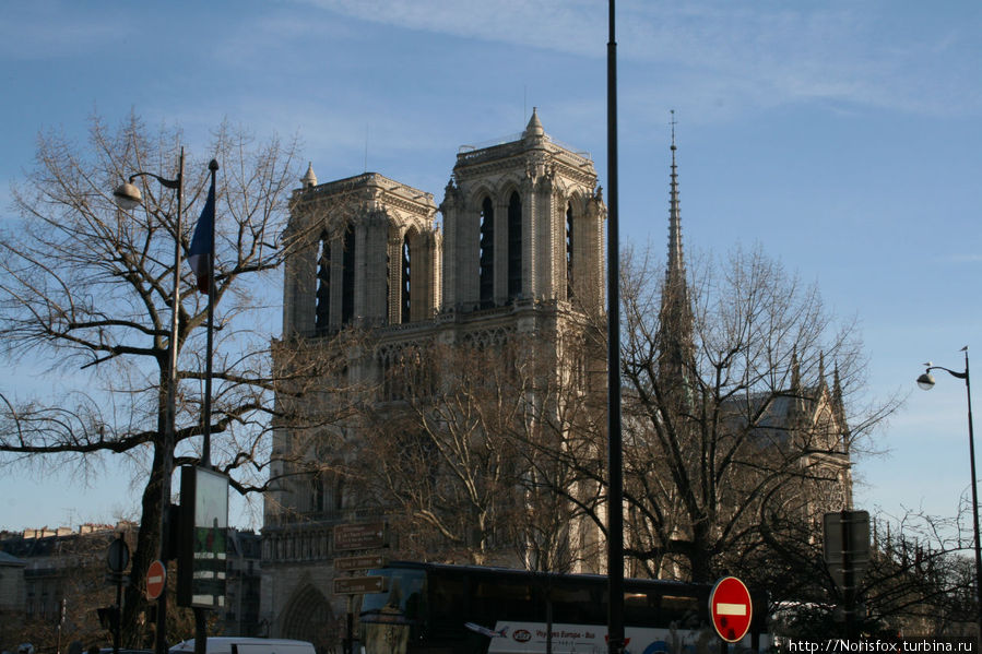 Ну а это уже он — собор Парижской Богоматери Париж, Франция