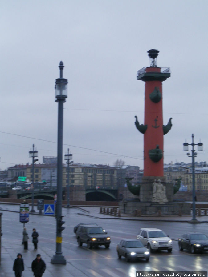 Стрелка Васильевского острова в ожидании зимы Санкт-Петербург, Россия