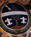 Мраморная мозаика с гербами пап на полу. Предмет особой гордости — комета Галлея, пролетавшая во время правления...