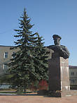 Памятник маршалу Жукову на пл.Жукова