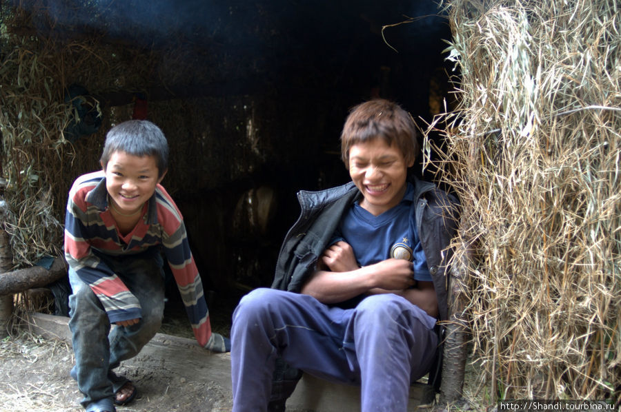 Братья Зона Дхавалагири, Непал