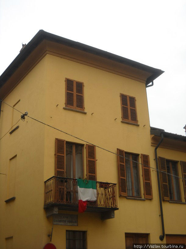 Характерная ломбардийская постройка Новара, Италия
