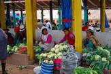Перуанские королевы и капуста
Перу, рынок в Куско, февраль 2012 года