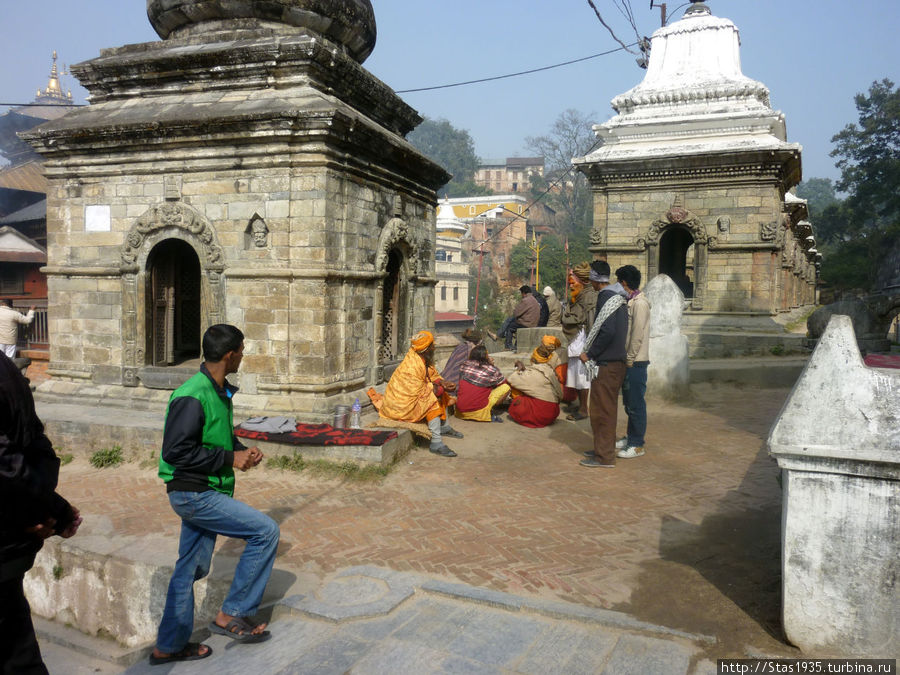 Деопатан. Древние святилища храмового комплекса Пашупатинатх Катманду, Непал