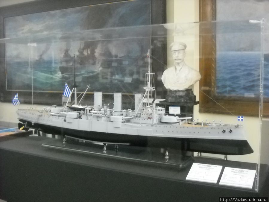 Модель крейсера Пирей, Греция