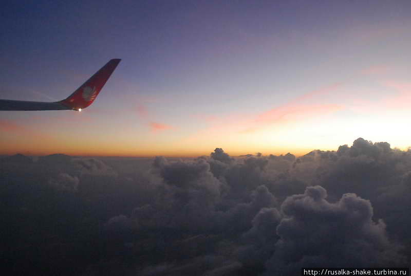 Рассвет с высоты 10 000 метров Кута, Индонезия