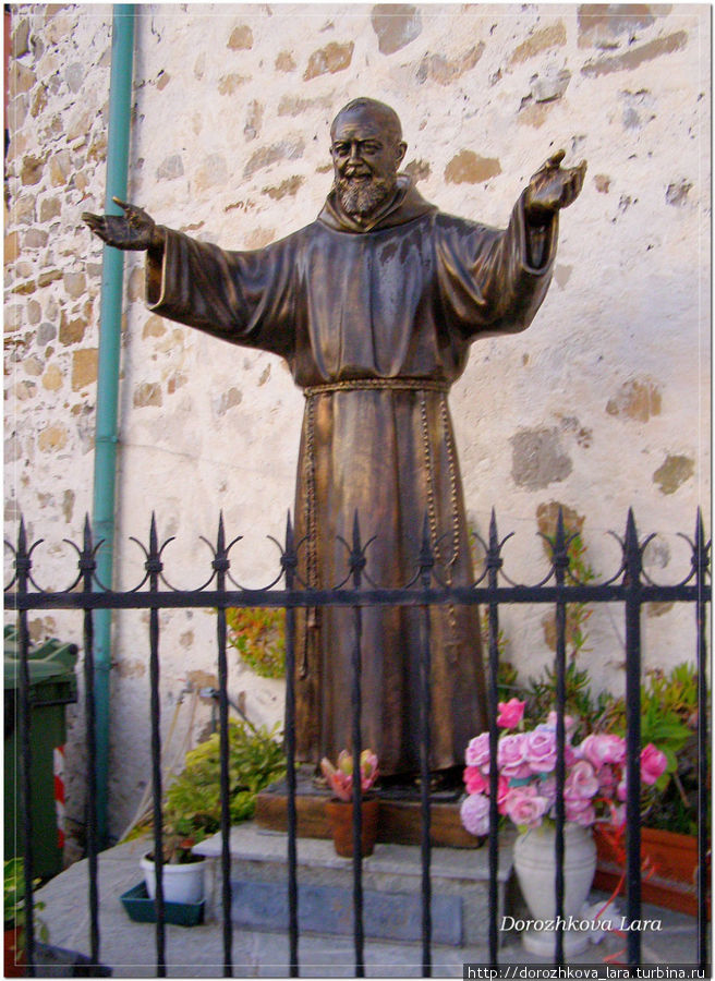 Подозреваю, что это святой Стефан и есть... Санто-Стефано-аль-Маре, Италия