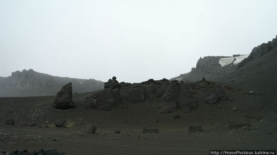 Центр Пустоты. Серое на черном Северо-восточная Исландия, Исландия