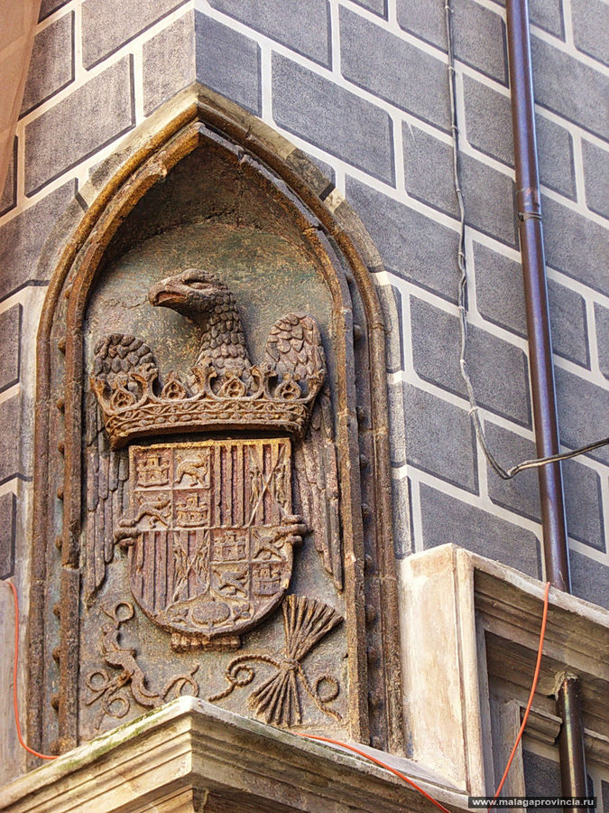 Гербы на соборе Гранада, Испания