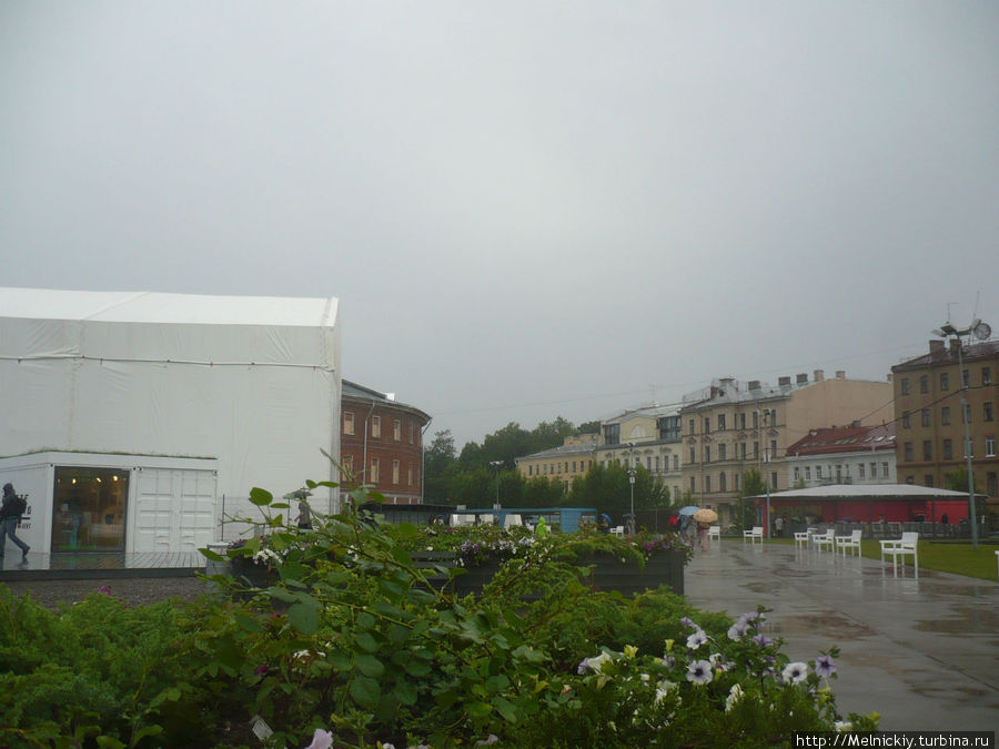 Дождливый день в Новой Голландии Санкт-Петербург, Россия