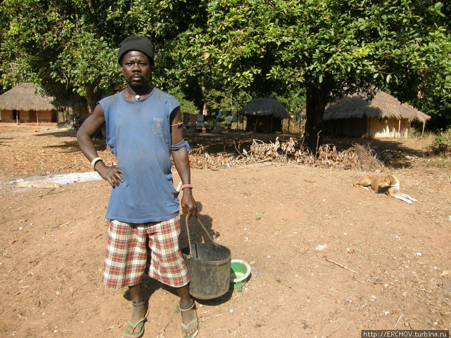 В деревне народа Рубане Округ Болама, Гвинея-Бисау