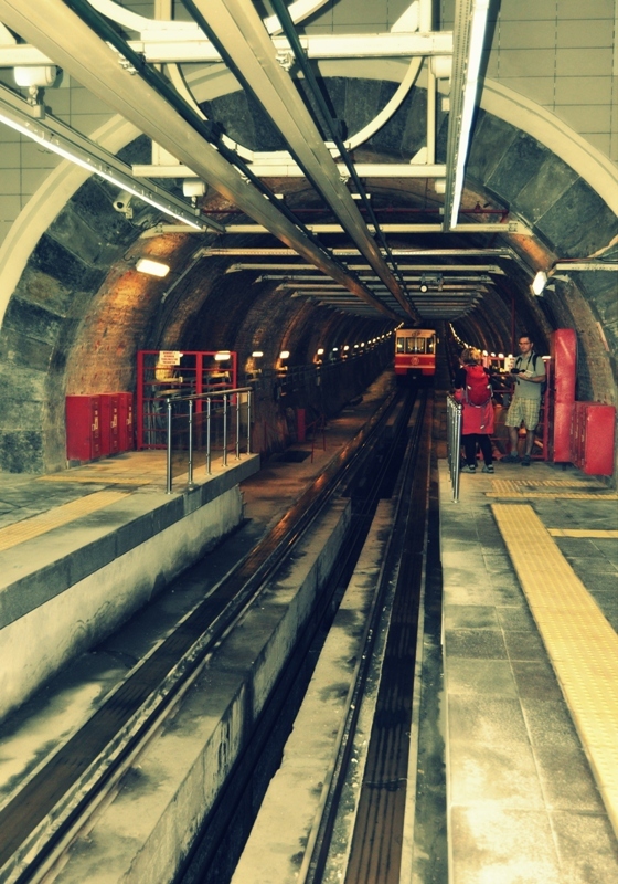 Сам туннель Стамбул, Турция