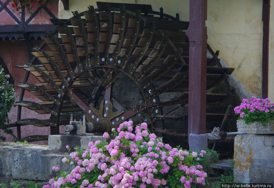 Водяное колесо. Фурж, Франция