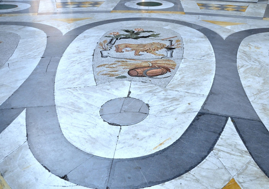 Найти свой знак Неаполь, Италия