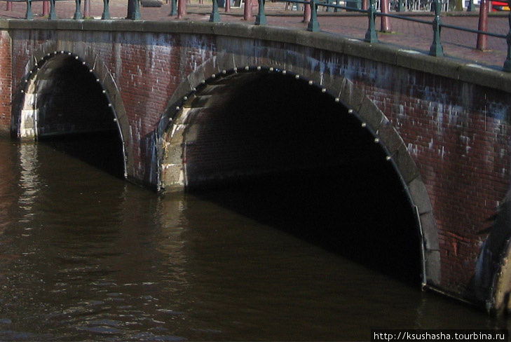 В коричневых тонах Амстердам, Нидерланды