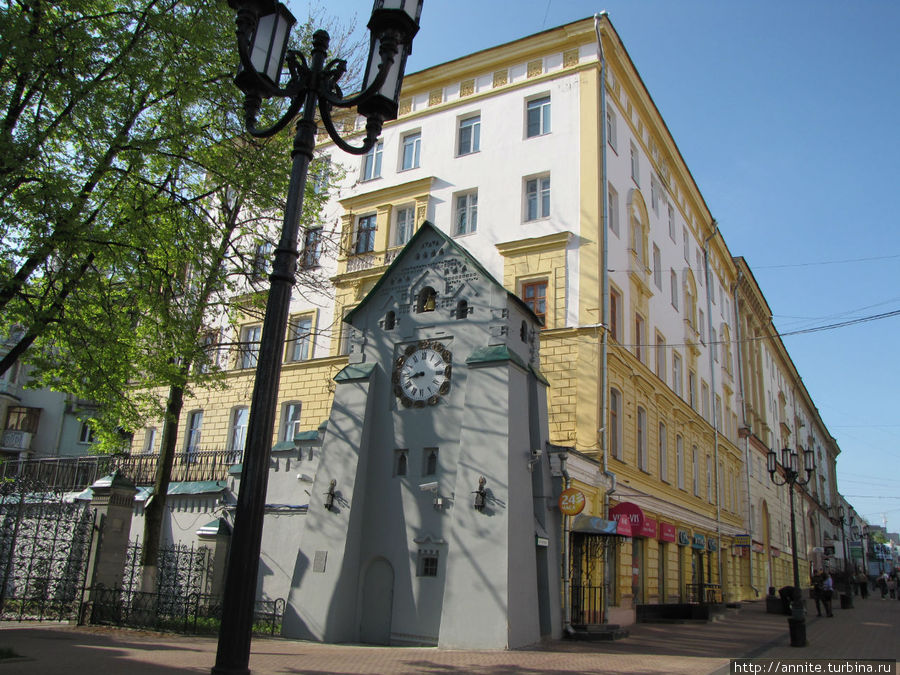 Ансамбль зданий нижегородского государственного банка. Часовая башня. Возведена в 1913 году. Архитектор — В.А.Покровский Нижний Новгород, Россия