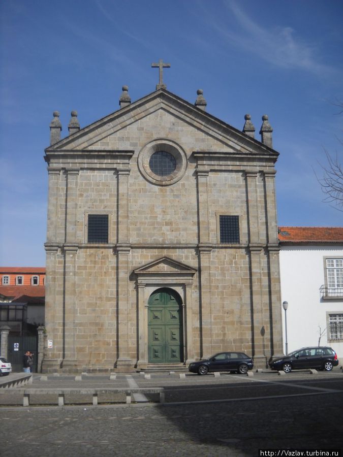 Фасад церкви Брага, Португалия