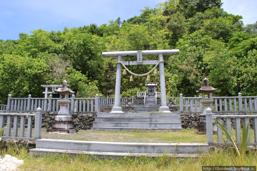 Главный японский мемориал на острове Палау