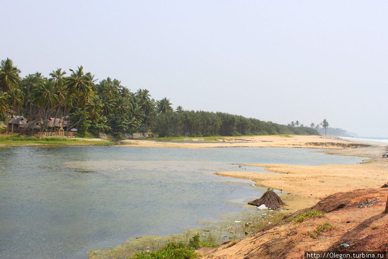 Слияние моря с рекой Каппил Варкала, Индия