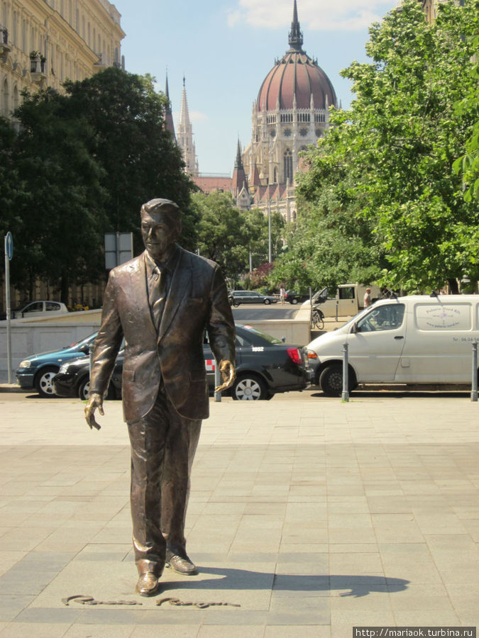 Памятник Рейгану Будапешт, Венгрия