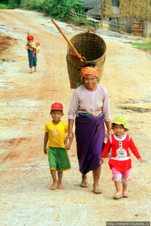 Трехдневный трекинг на озеро Инле. День третий Кало, Мьянма