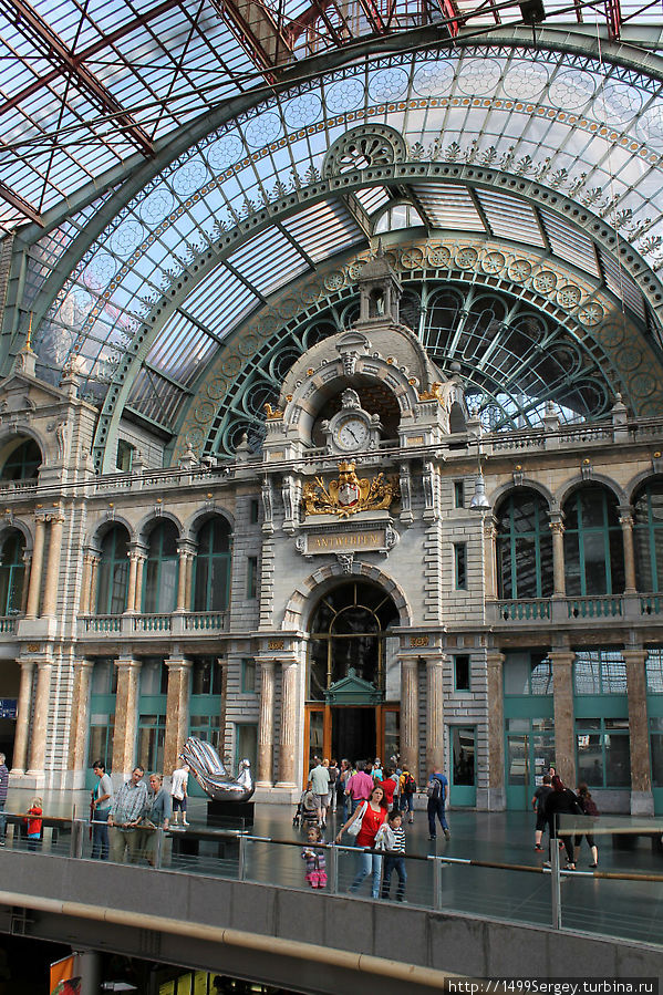 Антверпен. Железнодорожный вокзал как произведение искусства