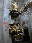 Внутреннее убранство костёла Св. Анны